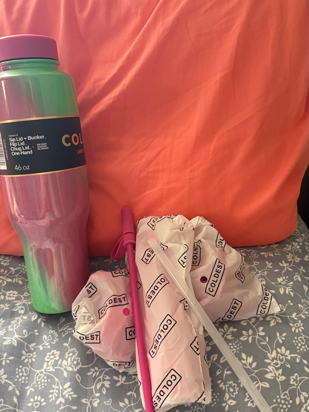 Pink  & Green Ombre 46 oz coldest water bottle